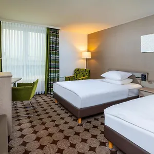 Hotel Mövenpick Airport